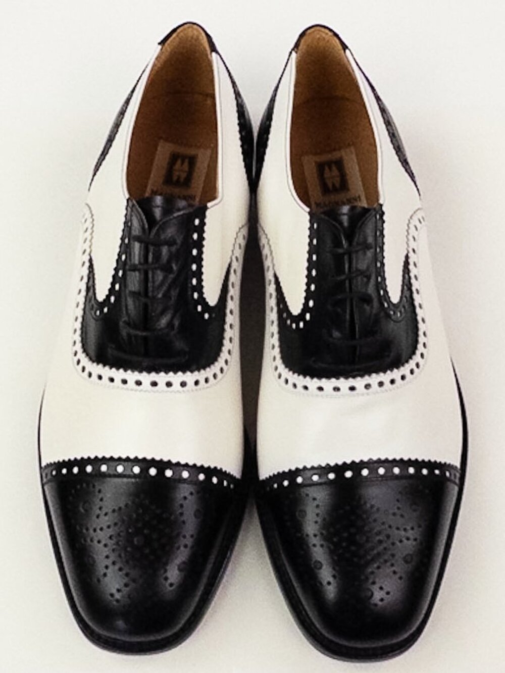 Magnanni Black White Two-Tone Cap Toe Brogue Derby Shoes 9.5 Wide NWT - Picture 8 of 11